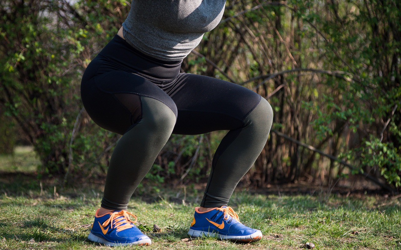 Elimina l'effetto gravità: come i Web Leggings possono trasformare il tuo fondoschiena